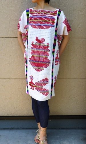 画像1: メキシコ刺繍・チナンテコ族の手織鳥刺繍ワンピース