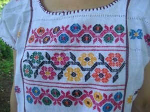 画像3: メキシコ・アムスゴ族の手織りブラウス・ホワイト