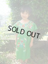 ベビー用メキシコ刺繍ワンピースグリーン3〜4歳用