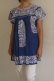 画像1: メキシコ刺繍サン・アントニーノ刺繍ブラウス・ブルー地白刺繍・裾刺繍 (1)