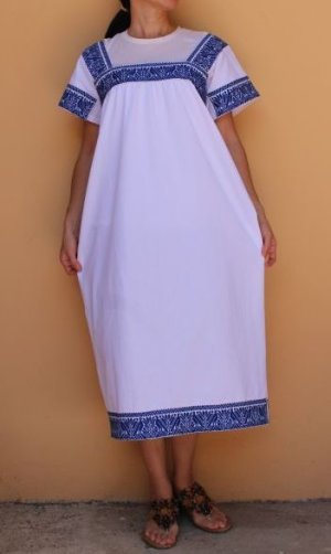 画像3: メキシコ刺繍・ナワ族の刺繍ワンピース・マンタ×ブルー刺繍　ベルト付　