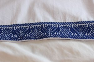 画像8: メキシコ刺繍・ナワ族の刺繍ワンピース・マンタ×ブルー刺繍　ベルト付　