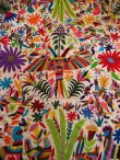 画像2: オトミ族の鹿鳥花カラフル刺繍クロス(ベッドカバーサイズ)