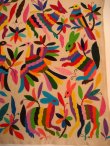画像4: オトミ族の鹿鳥花カラフル刺繍クロス(L)