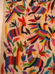 画像3: オトミ族の鹿鳥花カラフル刺繍クロス(L)