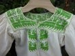 画像2: メキシコ刺繍ベビー服・サポテコ族の鹿刺繍ブラウス・ライムグリーン