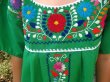 画像3: ベビー用メキシコ刺繍ワンピースグリーン3〜4歳用