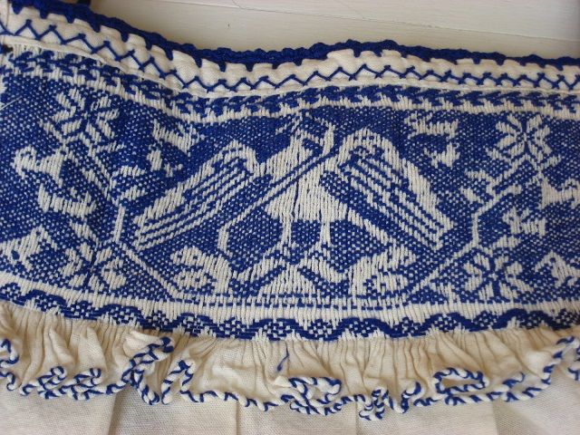 画像: オトミ族のワシ刺繍ブラウス(メキシコ国旗紋章)・ブルー
