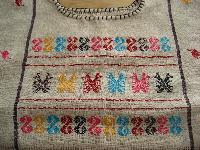 画像: メキシコ・アムスゴ族の手織りブラウス・キナリ