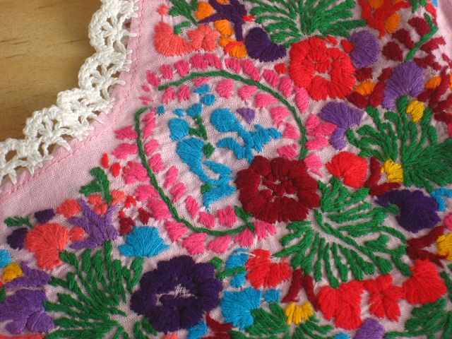 画像: メキシコ刺繍・サン・アントニーノ刺繍ワンピース・ライトピンク