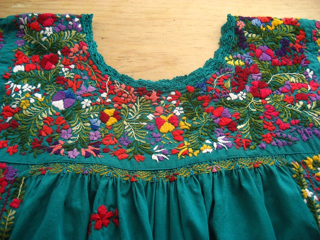 画像: メキシコ刺繍・サン・アントニーノ刺繍ブラウス・ダークグリーン・ゆったりめ