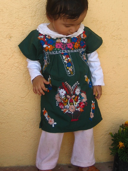 画像: ベビー用メキシコ刺繍ワンピース