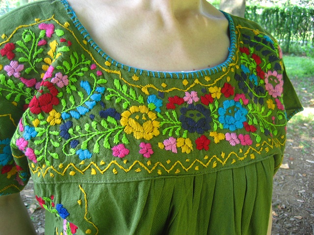 画像: メキシコ刺繍サン・アントニーノ刺繍ブラウス・グリーン