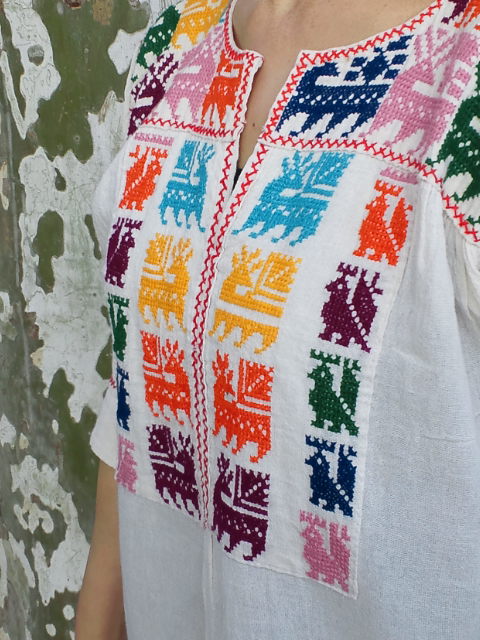 画像: 再入荷☆メキシコ刺繍・サポテコ族の鹿刺繍ブラウス・カラフル