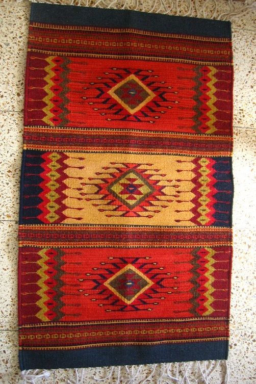メキシコオアハカ伝統織物ウールラグ・タペテ