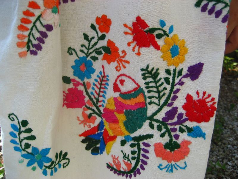 画像: ベビー用メキシコ刺繍ワンピース5〜6歳用マンタ