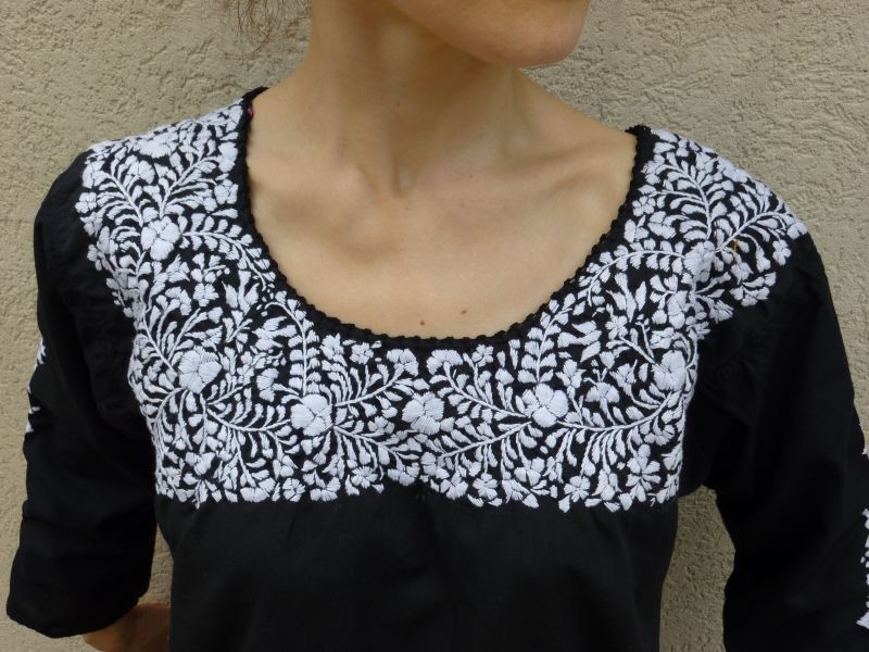画像: メキシコ刺繍ブラウスサンアントニーノ・ブラック・シルバー刺繍・長袖