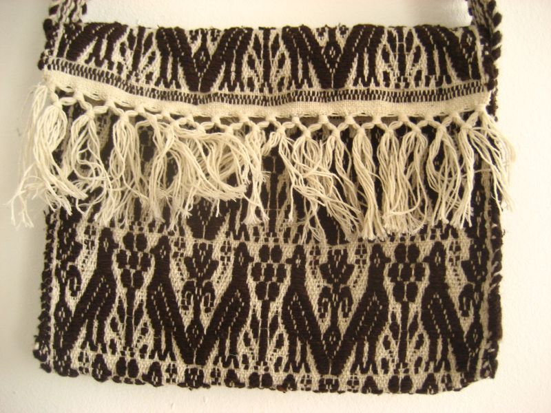 画像: オトミ族のウール織物バック(M)ダークブラウン