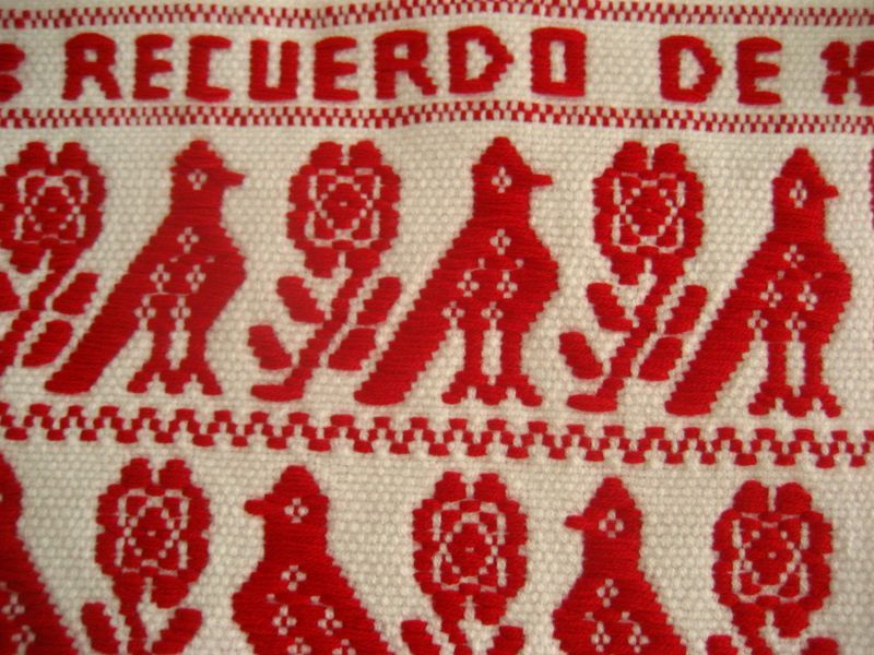 画像: オトミ族のウール織物タペストリー(L)レッド
