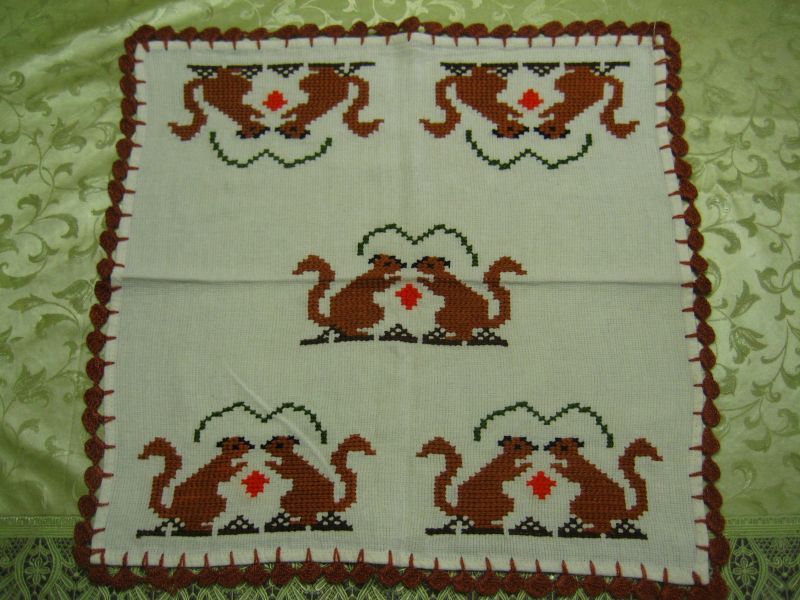 画像: メキシコ刺繍・マサテコ族の刺繍クロス・リス