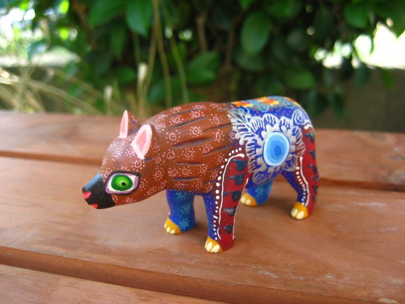 画像: メキシコオアハカ木彫り雑貨アレブリヘ・クマ・ミニ
