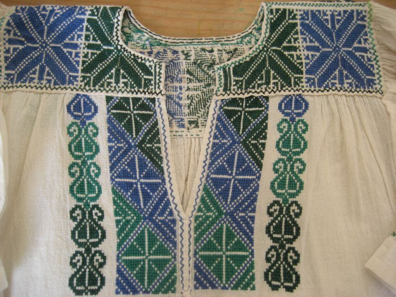 画像: メキシコ刺繍サポテコ族のクロスステッチ七分袖チュニック