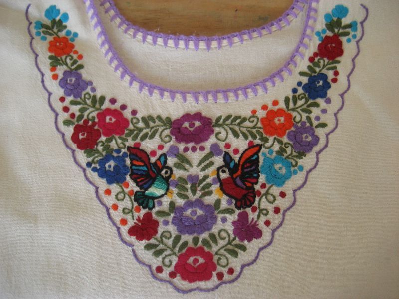 画像4: メキシコマンタ鳥刺繍ブラウス
