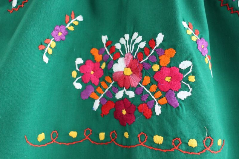 画像: ベビー用メキシコ刺繍ワンピース1〜2歳用・グリーン