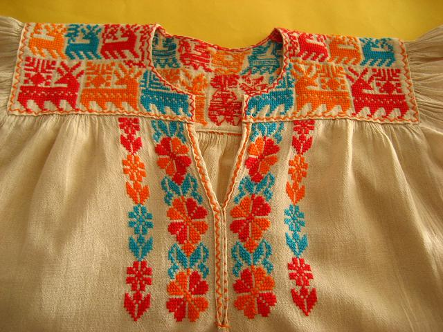 画像: メキシコ刺繍サポテコ族の鹿刺繍七分袖チュニック