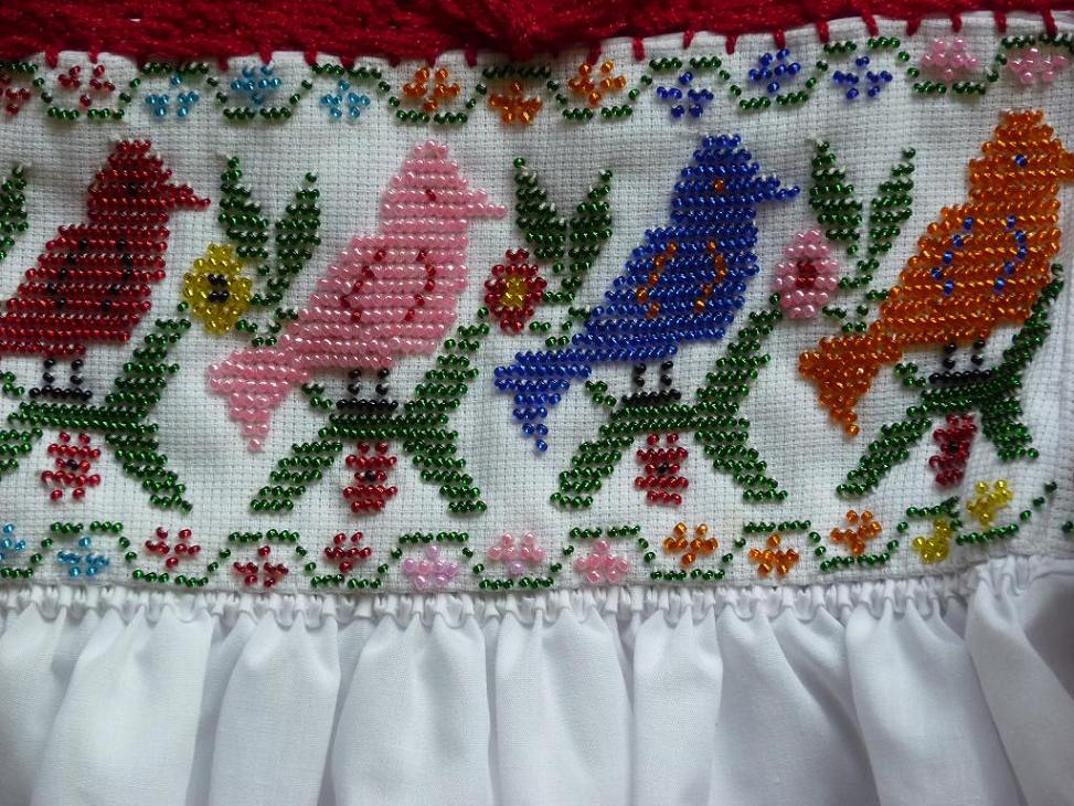 画像: メキシコ刺繍・ナワ族の鳥ビーズ刺繍ブラウス