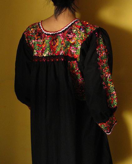画像: メキシコ刺繍サン・アントニーノハイグレード刺繍ブラウス長袖・ブラック