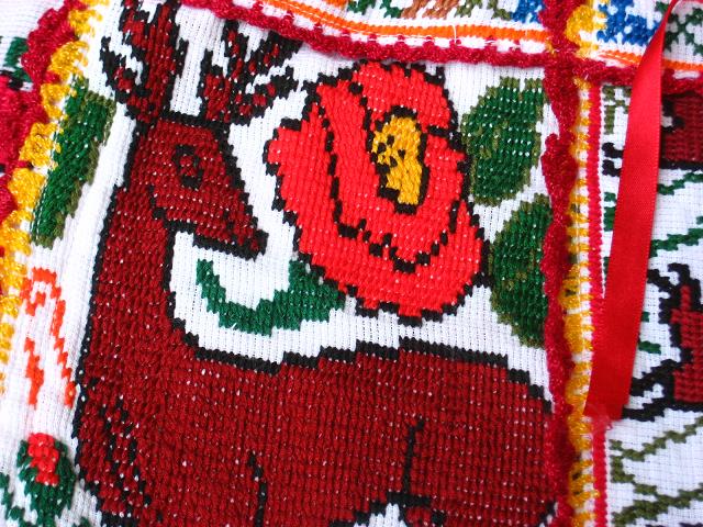 画像: 再入荷☆メキシコ刺繍チャティーノの鹿の刺繍ブラウス