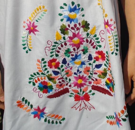 画像: メキシコ刺繍花と鳥の刺繍ワンピース・ホワイト