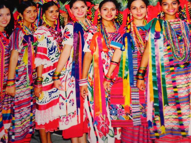 メキシコ民族衣装ポストカード トゥステペック