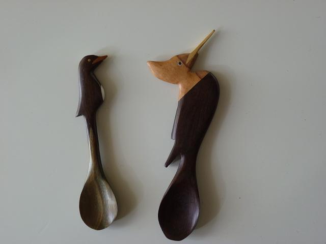 画像: 鳥モチーフの木製スプーン