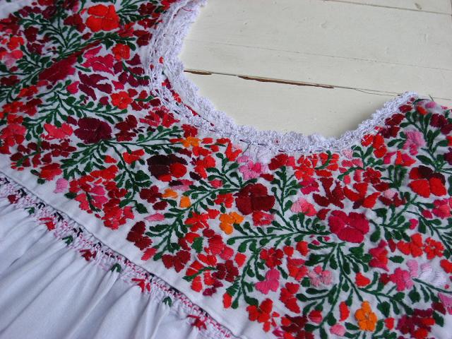 画像: メキシコ刺繍サン・アントニーノ刺繍ワンピース・ホワイト